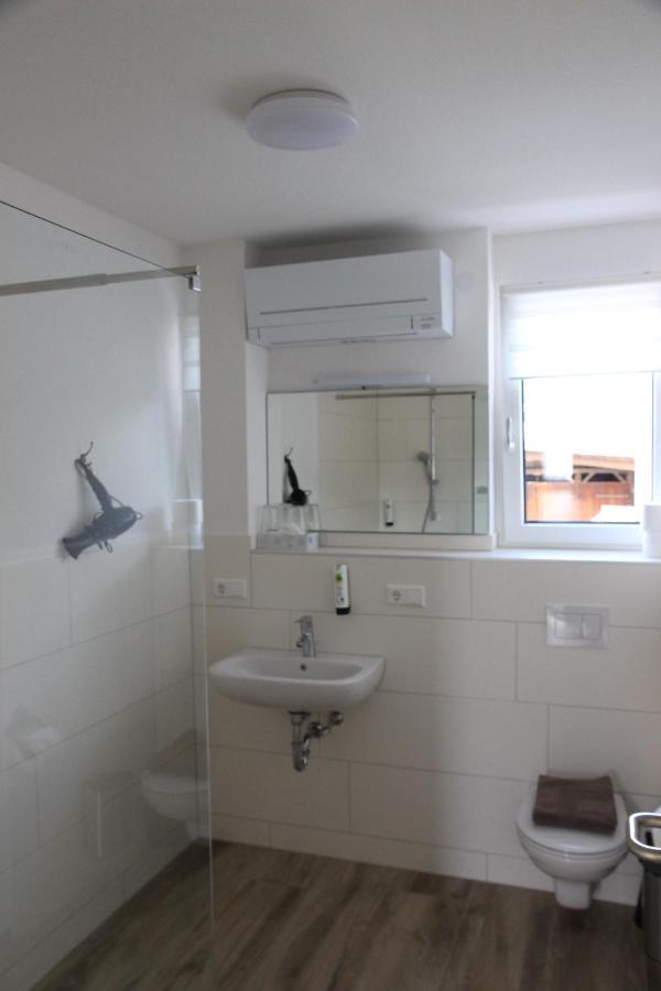 Ferienwohnung Gasthof Lowen カッペル・グラーフェンハウゼン エクステリア 写真