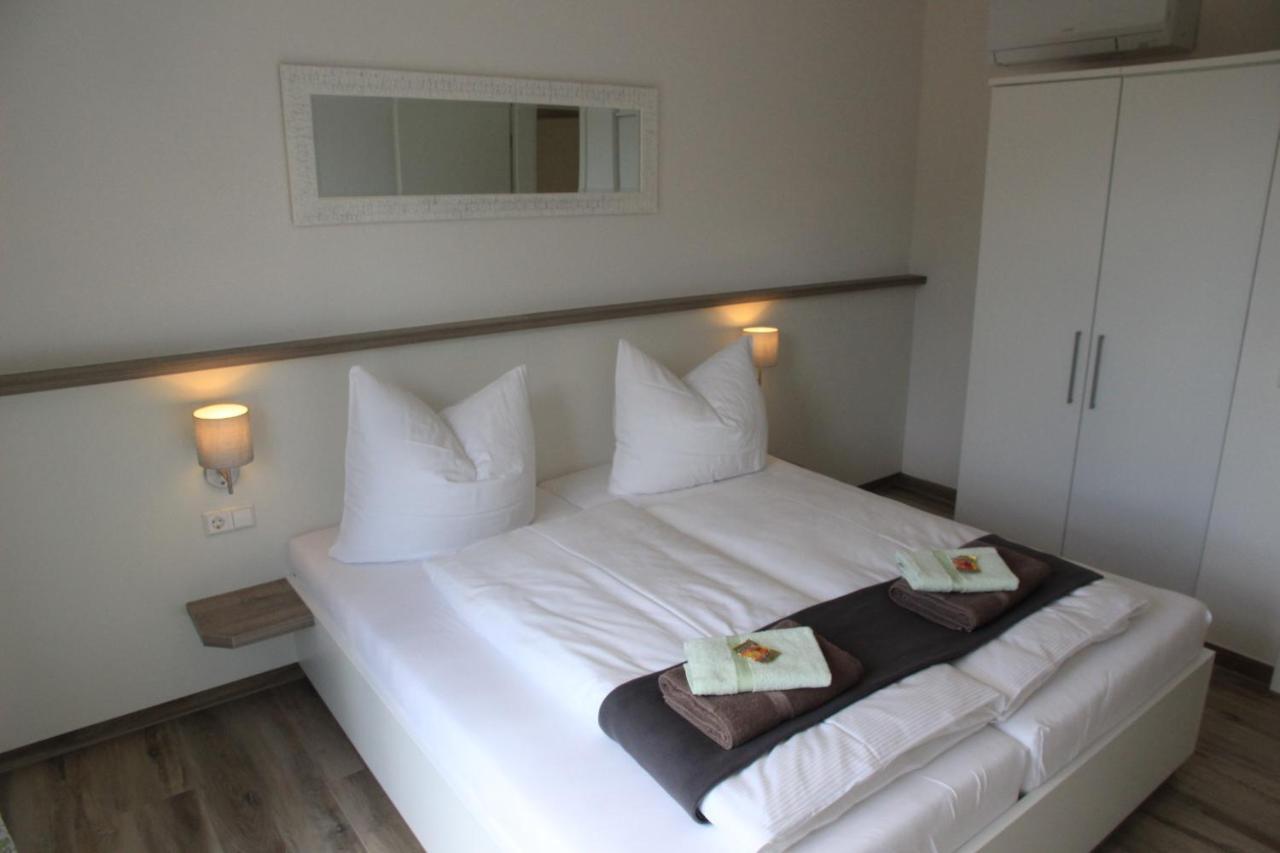 Ferienwohnung Gasthof Lowen カッペル・グラーフェンハウゼン エクステリア 写真